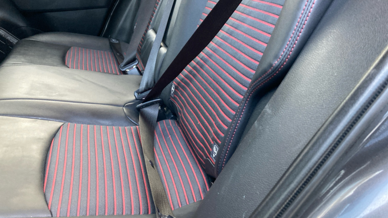 Toyota RAV4 2.5 PHEV Dynamic 5dr CVT Estate